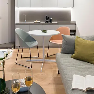 https://aera-luxury-suites-303-304-305.taorminaitalyhotels.com